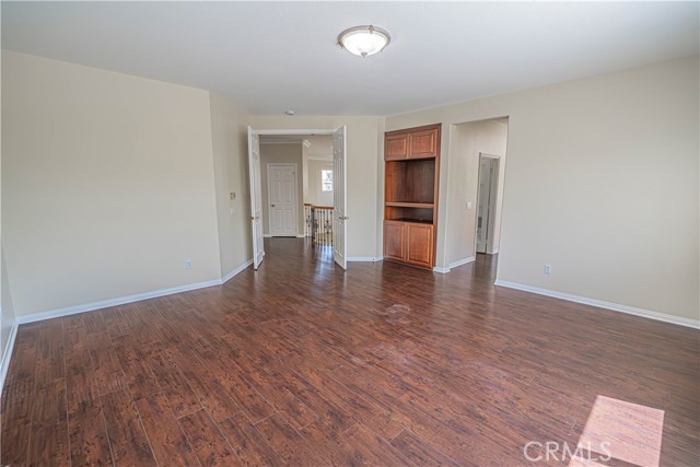 25910 Tennyson Lane, Stevenson Ranch CA: https://media.crmls.org/medias/a6b654b7-e739-4d30-a45f-49cb5eaca46e.jpg
