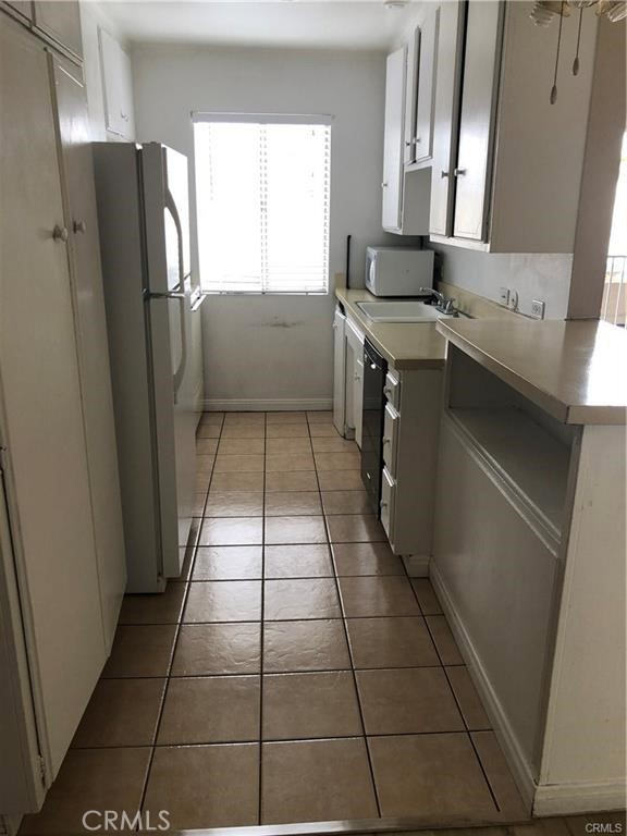 400 N Acacia Avenue D29, Fullerton, CA, 92831 400 N Acacia Avenue D29, Fullerton, CA, 92831