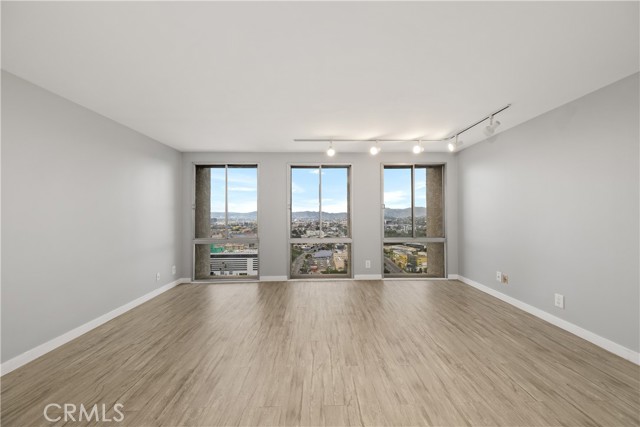 Detail Gallery Image 7 of 45 For 800 W 1st St #2809,  Los Angeles,  CA 90012 - 0 Beds | 1 Baths