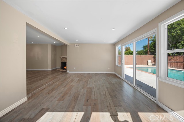 7736 Bellaire Avenue, North Hollywood CA: https://media.crmls.org/medias/a6b8a012-1a94-4ee5-a07e-8332951e6eb0.jpg