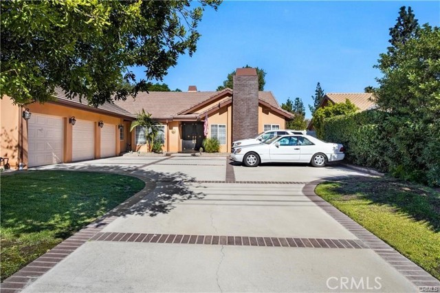 Detail Gallery Image 2 of 55 For 22329 Plummer St, Chatsworth,  CA 91311 - 4 Beds | 5 Baths