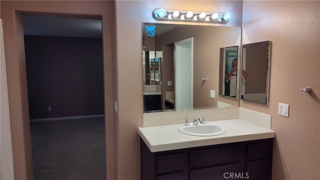 MLS #OC25145929 img 25