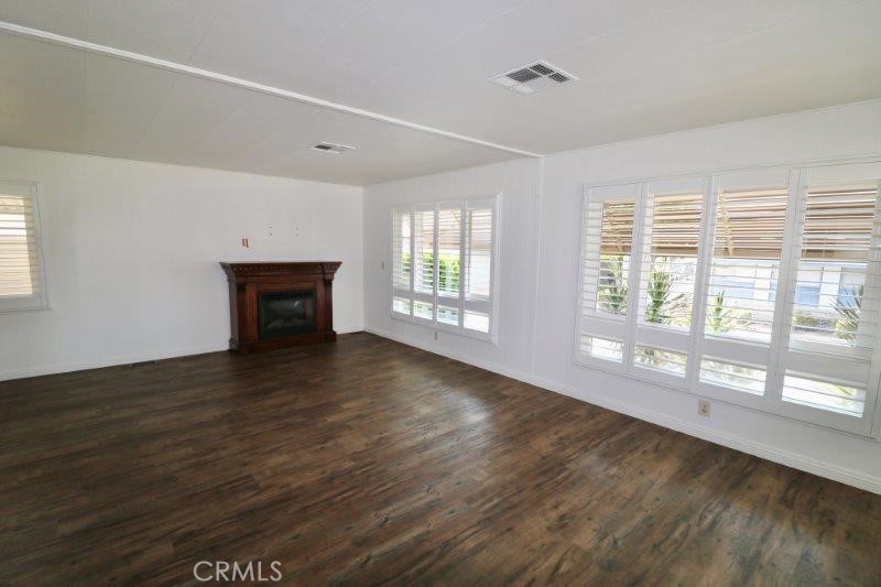 MLS #OC25237648 image #13