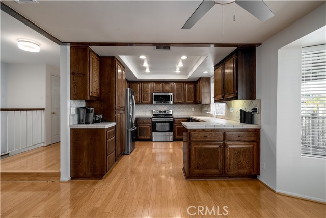 Detail Gallery Image 13 of 48 For 22081 Village Way Dr, Canyon Lake,  CA 92587 - 4 Beds | 3/1 Baths