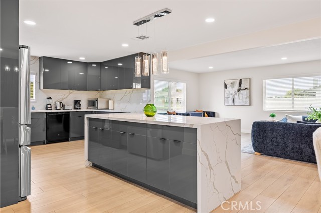 Detail Gallery Image 17 of 38 For 13502 Jackson St, Westminster,  CA 92683 - 5 Beds | 3 Baths