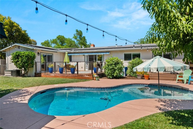 571 Redwood Way, Chico CA: https://media.crmls.org/medias/a6baa118-cd6e-49a1-aafe-47cc9bcac109.jpg