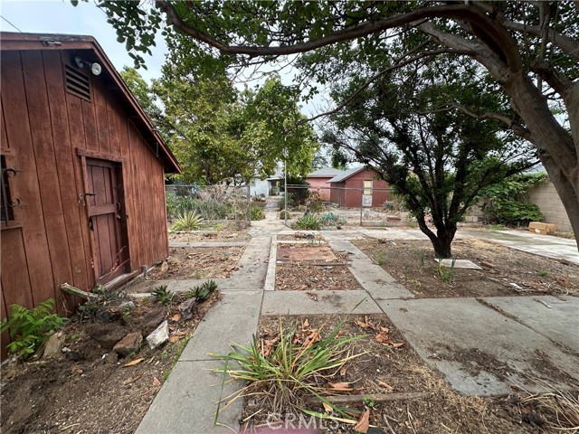 Image 31 of 34 For 863 Vanhorn Avenue
