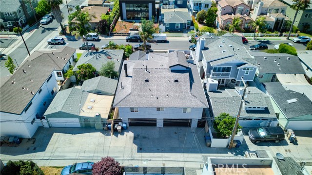 Detail Gallery Image 2 of 34 For 308 13th St, Seal Beach,  CA 90740 - 6 Beds | 4 Baths