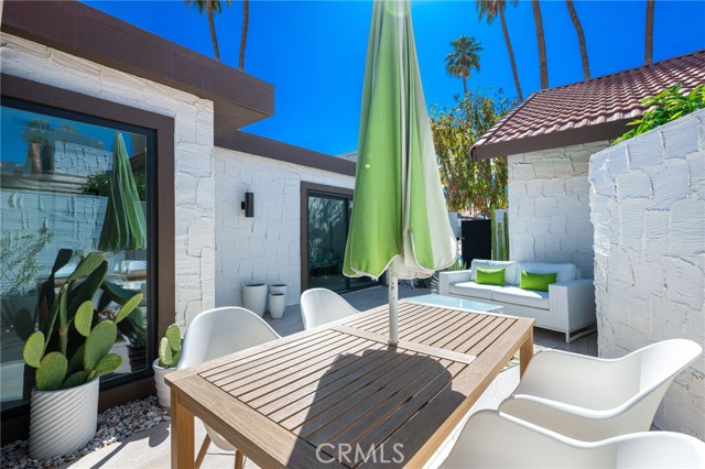 Detail Gallery Image 25 of 41 For 2355 S Gene Autry Trl #C,  Palm Springs,  CA 92264 - 3 Beds | 2 Baths