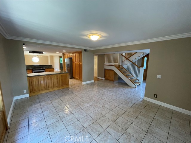 Detail Gallery Image 10 of 23 For 13652 Currie Cir, Santa Ana,  CA 92705 - 4 Beds | 2/1 Baths