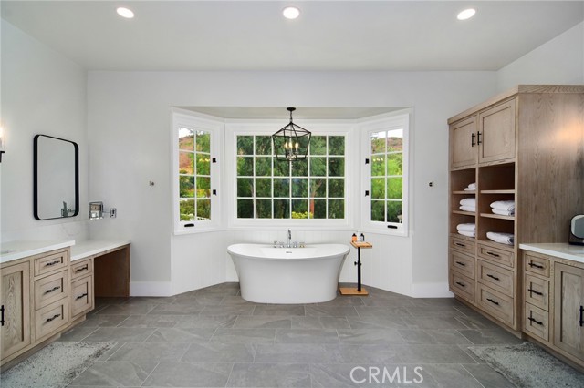 28845 Countryside Drive, Agoura Hills CA: https://media.crmls.org/medias/a6bc680b-4ba0-4639-860c-e40d7bb32257.jpg
