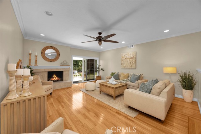 Detail Gallery Image 7 of 44 For 3480 Lilly, Long Beach,  CA 90808 - 4 Beds | 2 Baths