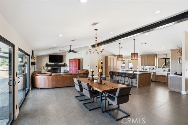 Detail Gallery Image 9 of 69 For 30861 Blackhorse Dr, Canyon Lake,  CA 92587 - 4 Beds | 2/1 Baths