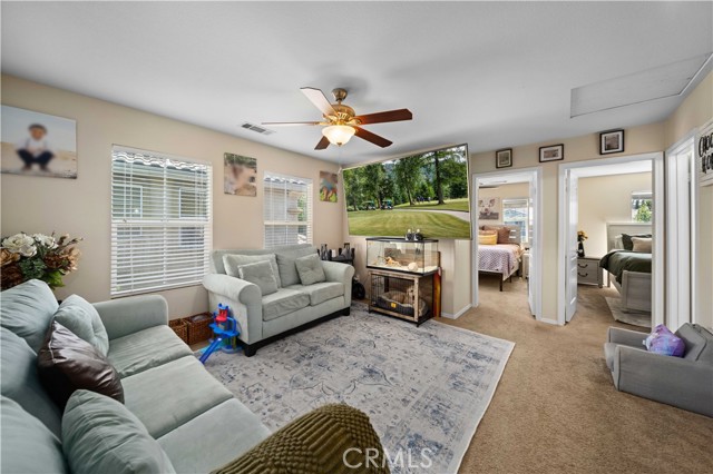 2641 Senna Lane, Palmdale CA: https://media.crmls.org/medias/a6be2904-43a1-4649-b839-9bd5697be7e8.jpg