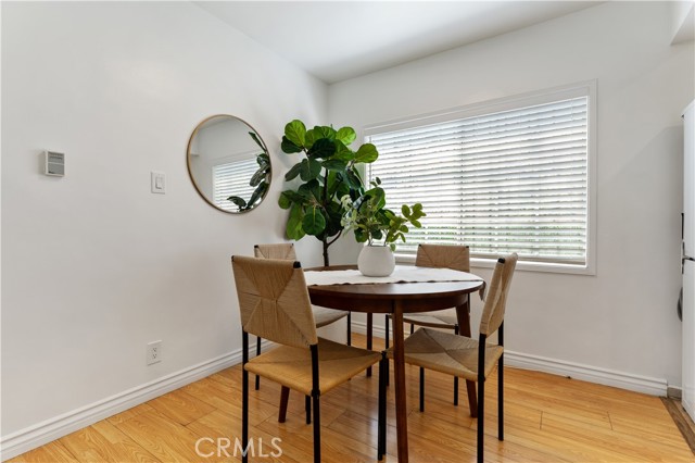 Spacious Dining Area