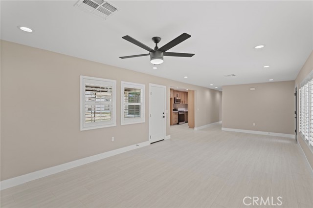 Detail Gallery Image 5 of 40 For 15591 El Centro, Hesperia,  CA 92345 - 3 Beds | 1 Baths
