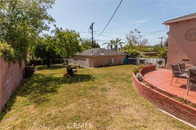 Detail Gallery Image 23 of 28 For 1030 E San Jose, Burbank,  CA 91501 - 3 Beds | 2 Baths