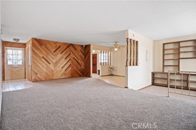 5422 Golondrina Drive, San Bernardino CA: https://media.crmls.org/medias/a6c08f6f-1315-464b-9f45-d0d4b0a327ac.jpg