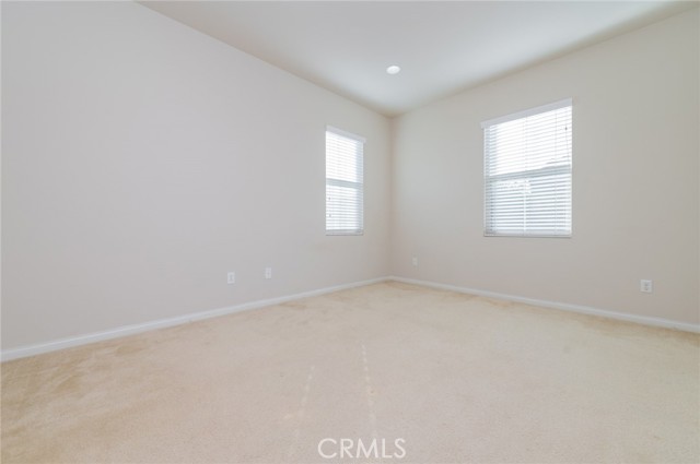 Detail Gallery Image 17 of 29 For 183 Bright Poppy, Irvine,  CA 92618 - 4 Beds | 3 Baths