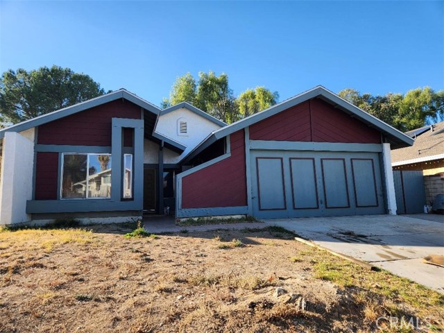 Detail Gallery Image 1 of 23 For 27837 Spruce Creek Cir, Valencia,  CA 91354 - 4 Beds | 2 Baths