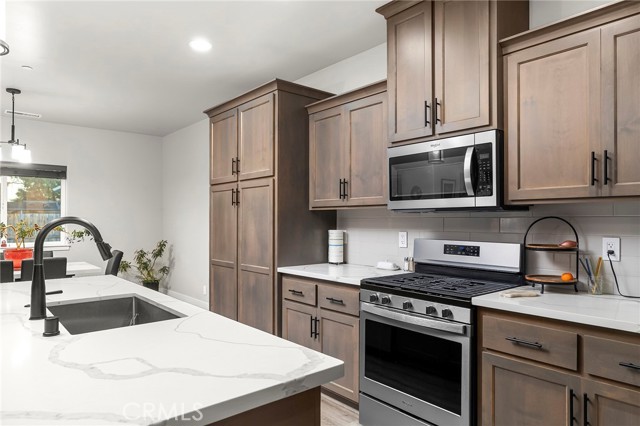 Detail Gallery Image 11 of 56 For 1345 W Lindo, Chico,  CA 95926 - 4 Beds | 3 Baths