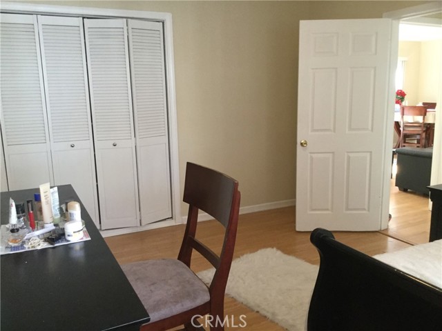 Detail Gallery Image 8 of 16 For 20957 Community St, Canoga Park,  CA 91304 - 3 Beds | 2 Baths