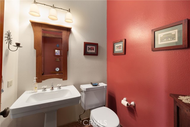 21475 Ridgedale Drive, Lake Mathews CA: https://media.crmls.org/medias/a6c22a7d-7f69-45d7-a969-62a8839a8929.jpg