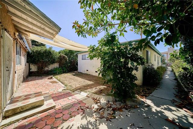Backyard in-between both buildings.