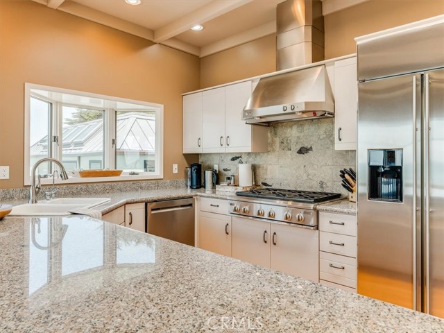 Detail Gallery Image 12 of 53 For 2585 Sherwood Drive, Cambria,  CA 93428 - 3 Beds | 3/1 Baths