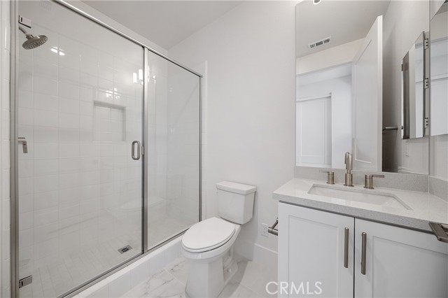 Detail Gallery Image 15 of 63 For 5817 Sunrise Ridge Ln, Lake Forest,  CA 92679 - 4 Beds | 3/1 Baths