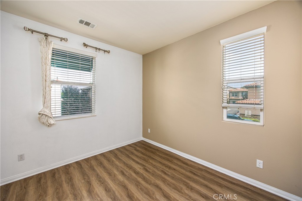 MLS #IV25181064 img 23