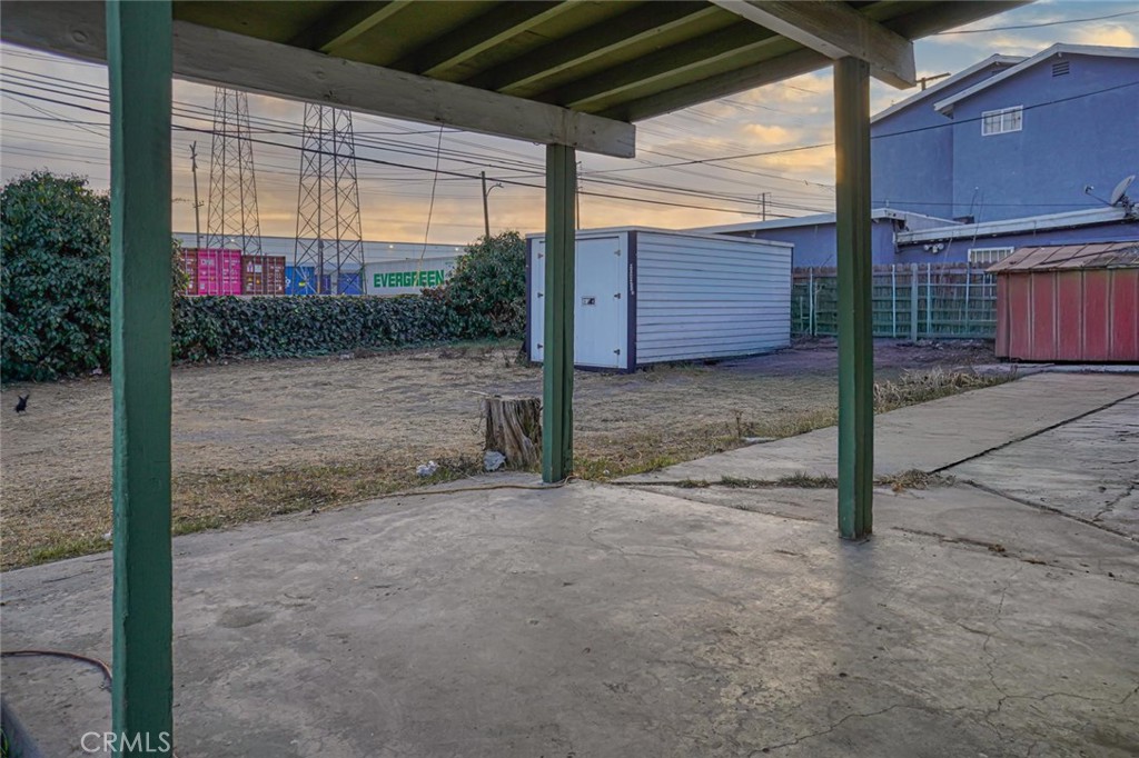 https://media.crmls.org/medias/a6c45d3f-e39d-44b7-987a-100b2ca9b092.jpg?preset=X-Large