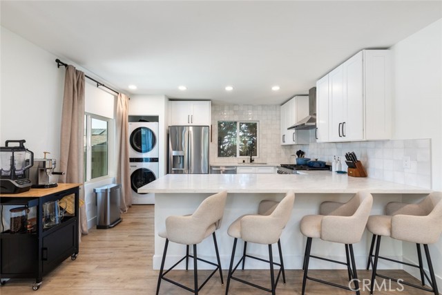 1320 Bush Street, San Diego CA: https://media.crmls.org/medias/a6c46117-7b87-498f-8cba-f7865f996d18.jpg