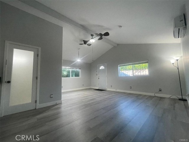 Detail Gallery Image 5 of 8 For 23417 Vanowen St, West Hills,  CA 91307 - 0 Beds | 1 Baths