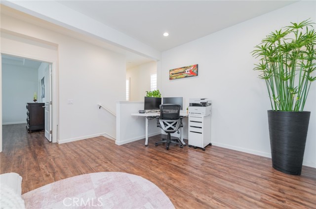 Detail Gallery Image 26 of 37 For 59 Fairymoss, Irvine,  CA 92620 - 3 Beds | 3/1 Baths