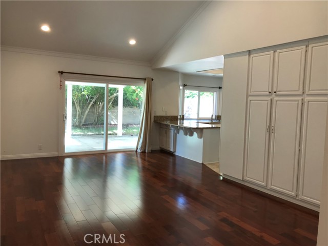 Detail Gallery Image 5 of 24 For 3 Morris Rd, Irvine,  CA 92620 - 4 Beds | 2 Baths