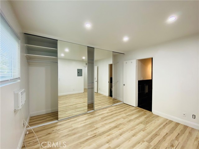 Detail Gallery Image 10 of 18 For 1114 6th St #4,  Santa Monica,  CA 90403 - 2 Beds | 2 Baths
