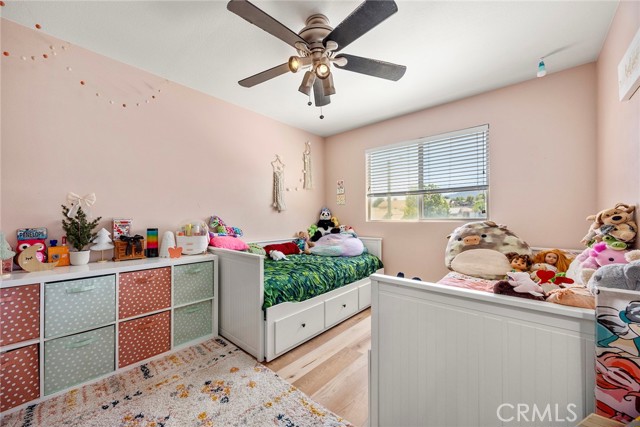 Detail Gallery Image 18 of 31 For 943 Miraflores Dr, Corona,  CA 92882 - 3 Beds | 2/1 Baths