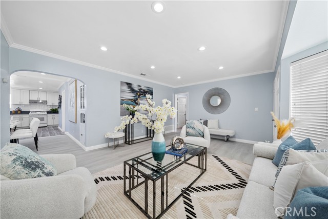 Detail Gallery Image 10 of 51 For 11433 Elmcrest, El Monte,  CA 91732 - 4 Beds | 4 Baths