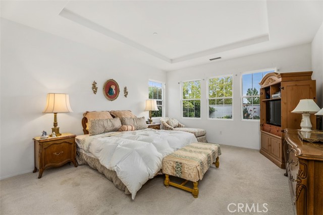 18 Corte Sevilla, San Clemente CA: https://media.crmls.org/medias/a6c5cdb3-e664-44dd-b5fd-d66e61b4c372.jpg