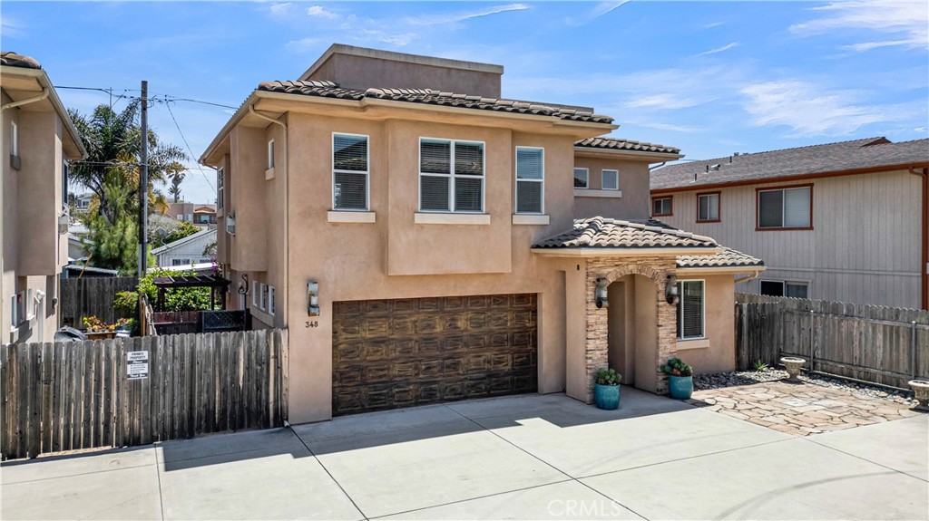 348 N 3rd