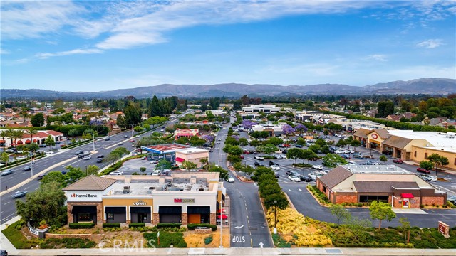 15061 Glass Circle, Irvine CA: https://media.crmls.org/medias/a6c63ee7-cbca-4f71-926e-e81eda3f204a.jpg