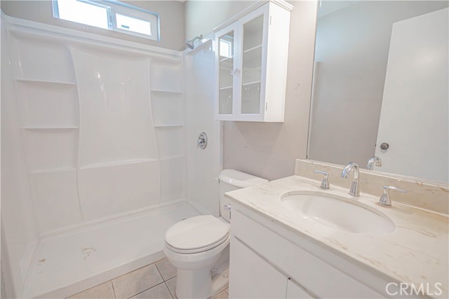25688 Dorado Drive, Valencia CA: https://media.crmls.org/medias/a6c6f905-a226-4e8a-ab47-4a47f2196538.jpg