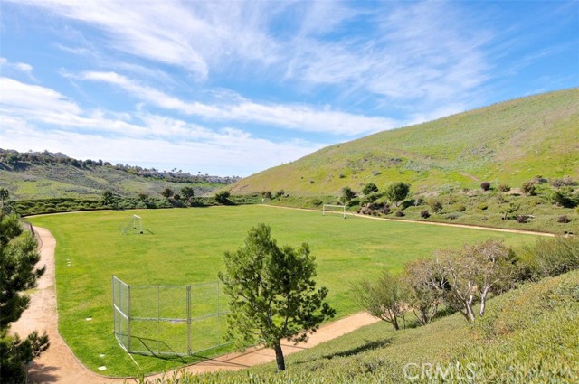 2413 Camino Oleada, San Clemente CA: https://media.crmls.org/medias/a6c76dc6-da0a-4a3f-bb03-d493bd7f1dd4.jpg