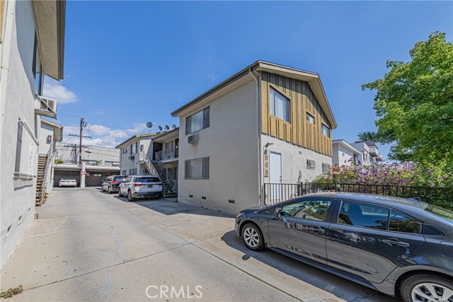 968 S New Hampshire Avenue #6, Los Angeles, CA, 90006 968 S New Hampshire Avenue #6, Los Angeles, CA, 90006