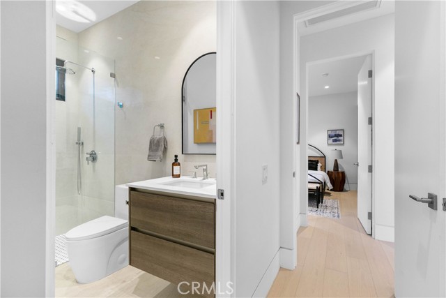 Detail Gallery Image 40 of 57 For 4532 Katherine, Sherman Oaks,  CA 91423 - 6 Beds | 6/1 Baths