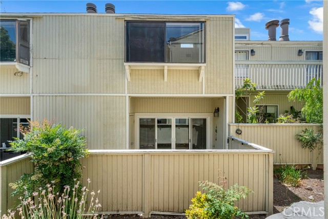 662 Sycamore Avenue, Claremont CA: https://media.crmls.org/medias/a6c8a87f-8318-460e-9854-f479a9486b62.jpg