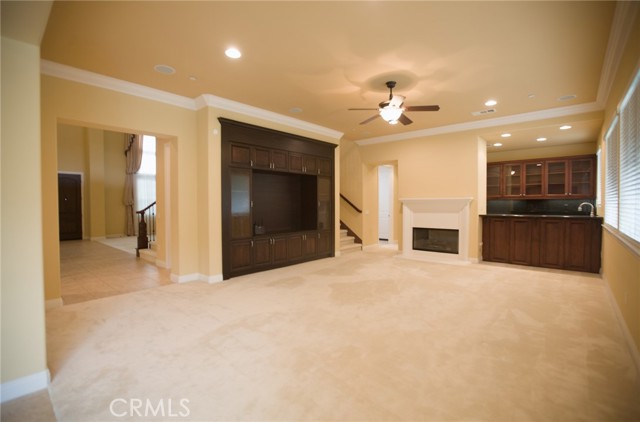 Detail Gallery Image 5 of 11 For 18549 Clydesdale, Granada Hills,  CA 91344 - 5 Beds | 6 Baths