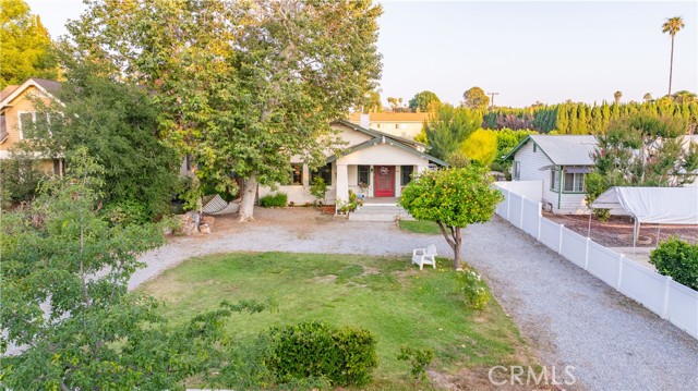 7914 Magnolia Avenue, Riverside CA: https://media.crmls.org/medias/a6c8e6aa-3fc3-4819-bd6e-fe57015aa86c.jpg