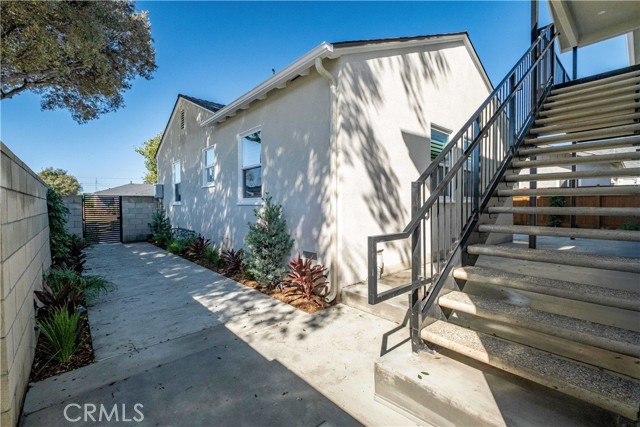 Image 35 of 51 For 5602 Verdura Ave